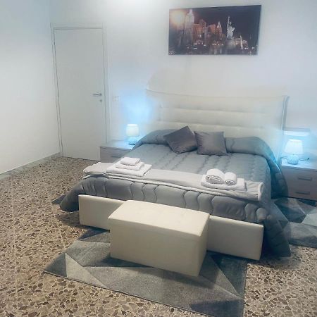 살레르노 Le Stanze Di Sofia B&B 외부 사진