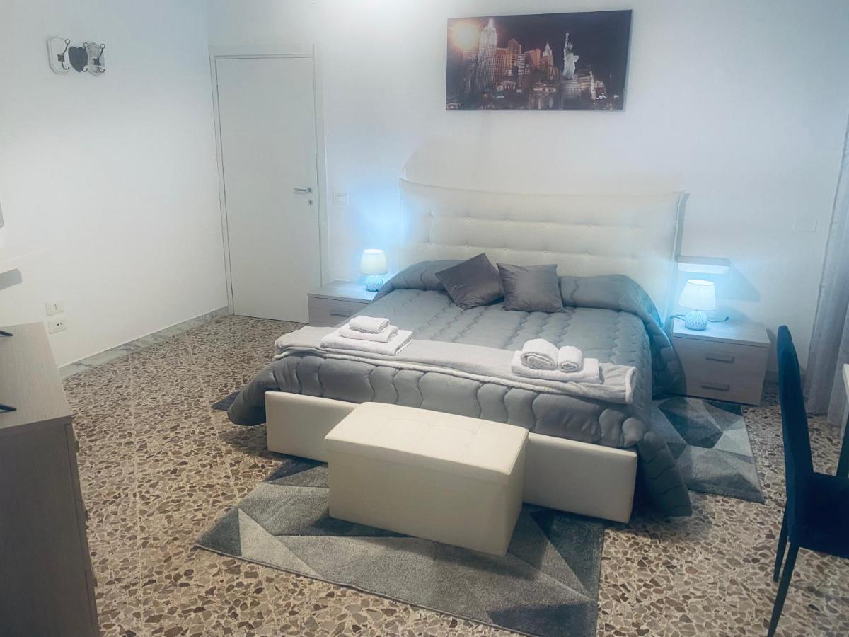 살레르노 Le Stanze Di Sofia B&B 외부 사진